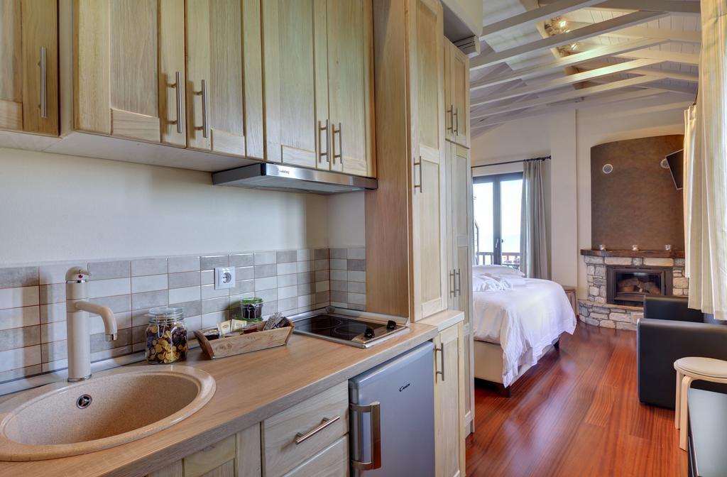 Mple Feggari Apartment Mouresi Ngoại thất bức ảnh